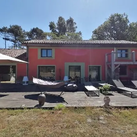 Maison De Charme A Avec Jardin Et Terrasse Holiday home Mezos